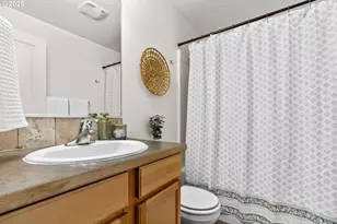 3031 Hummingbird Ln, Eugene, OR 97405 - Photo 23