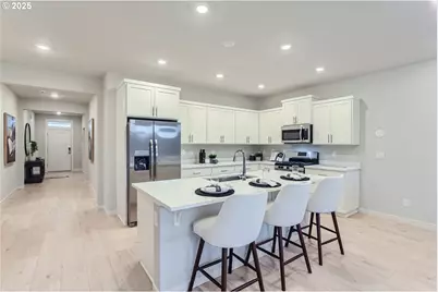 5777 Edward Ct. Smt, Albany, OR 97322 - Photo 5