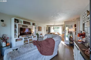 4009 Filbert St, Tillamook, OR 97141 - Photo 3
