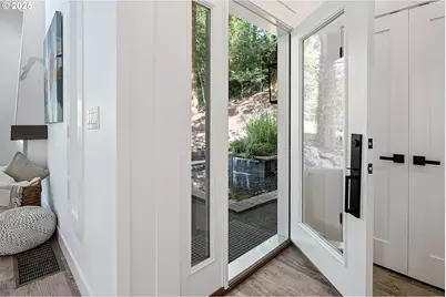 3220 Southshore Blvd, Lake Oswego, OR 97034 - Photo 7