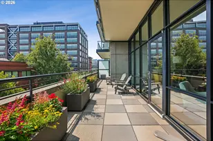 1025 NW Couch St, Portland, OR 97209 - Photo 11