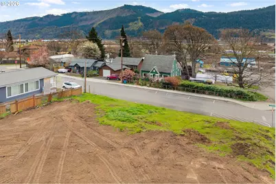 304 E Humboldt St, Bingen, WA 98605 - Photo 15