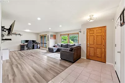 2893 NE Juniper Ave, Gresham, OR 97030 - Photo 15