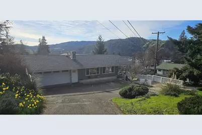 1123 SE Hawthorne Dr, Roseburg, OR 97470 - Photo 31