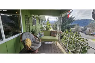 1123 SE Hawthorne Dr, Roseburg, OR 97470 - Photo 23