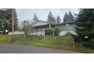 1123 SE Hawthorne Dr, Roseburg, OR 97470 - Photo 1