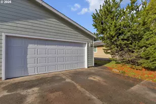 3397 Oak St, Florence, OR 97439 - Photo 25