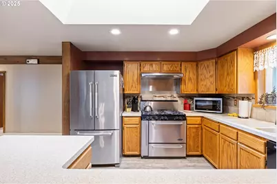 894 Colwell Hill Ln, Roseburg, OR 97471 - Photo 19