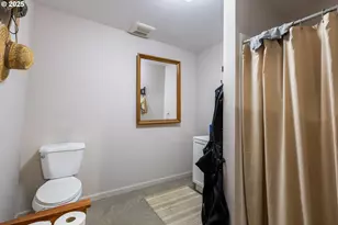 894 Colwell Hill Ln, Roseburg, OR 97471 - Photo 41