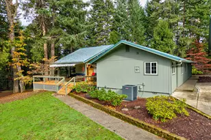 894 Colwell Hill Ln, Roseburg, OR 97471 - Photo 3