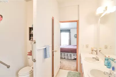 87676 Territorial Hwy, Veneta, OR 97487 - Photo 15