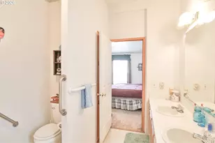 87676 Territorial Hwy, Veneta, OR 97487 - Photo 15