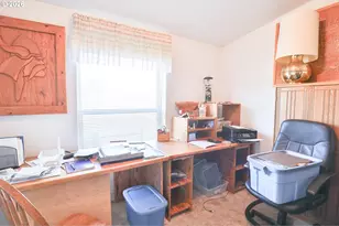 87676 Territorial Hwy, Veneta, OR 97487 - Photo 11