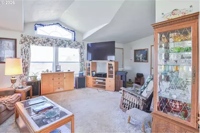 87676 Territorial Hwy, Veneta, OR 97487 - Photo 5