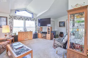 87676 Territorial Hwy, Veneta, OR 97487 - Photo 5