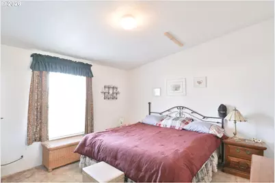 87676 Territorial Hwy, Veneta, OR 97487 - Photo 13