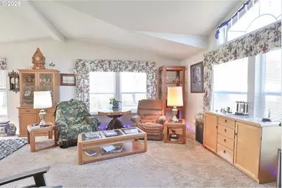 87676 Territorial Hwy, Veneta, OR 97487 - Photo 3