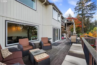 1060 Upper Devon Ln, Lake Oswego, OR 97034 - Photo 13