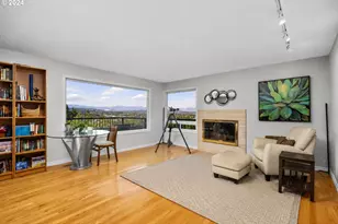 1060 Upper Devon Ln, Lake Oswego, OR 97034 - Photo 5