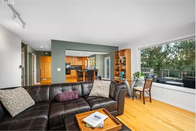 1060 Upper Devon Ln, Lake Oswego, OR 97034 - Photo 7