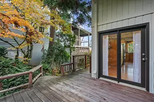 1060 Upper Devon Ln, Lake Oswego, OR 97034 - Photo 21