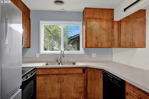 1571 Buck St, Eugene, OR 97402 - Photo 9