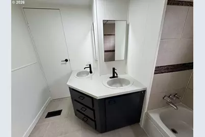 3441 SE 111th Ave #10, Portland, OR 97266 - Photo 9