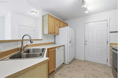 14635 SW Beard Rd #102, Beaverton, OR 97007 - Photo 15