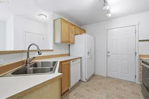 14635 SW Beard Rd, Beaverton, OR 97007 - Photo 15