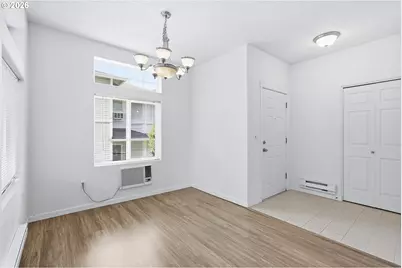 14635 SW Beard Rd #102, Beaverton, OR 97007 - Photo 9