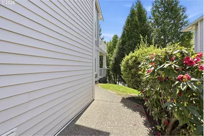 14635 SW Beard Rd #102, Beaverton, OR 97007 - Photo 29