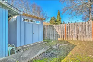 1380 SE 64th Ct, Hillsboro, OR 97123 - Photo 31