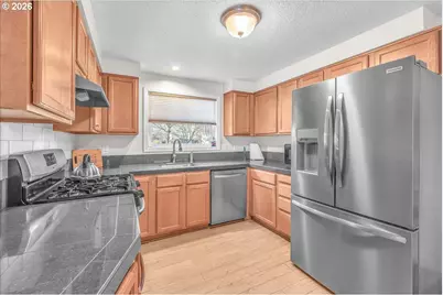 1380 SE 64th Ct, Hillsboro, OR 97123 - Photo 7