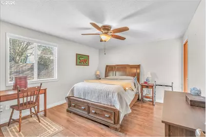 1380 SE 64th Ct, Hillsboro, OR 97123 - Photo 15