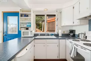 640 Ocean Rd, Manzanita, OR 97130 - Photo 11