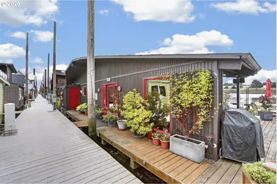 2055 N Jantzen Ave, Portland, OR 97217 - Photo 9
