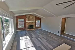 6296 Thurston Rd, Springfield, OR 97478 - Photo 3