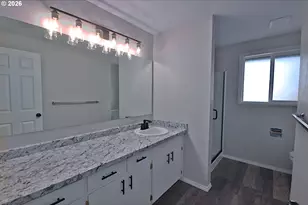 6296 Thurston Rd, Springfield, OR 97478 - Photo 17