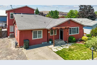 575 SW Birch St, Pilot Rock, OR 97868 - Photo 1