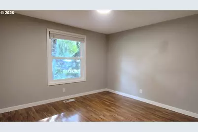 815 Valleywood Dr, Salem, OR 97306 - Photo 23