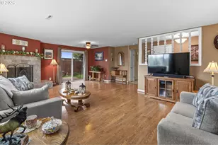 200 S Cascade Dr, Woodburn, OR 97071 - Photo 9