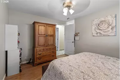 200 S Cascade Dr, Woodburn, OR 97071 - Photo 21