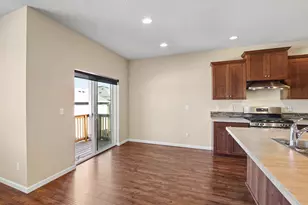 7293 NW 168th Ave, Portland, OR 97229 - Photo 9