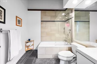 1011 NW Glisan St, Portland, OR 97209 - Photo 17