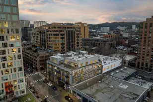 1011 NW Glisan St, Portland, OR 97209 - Photo 1