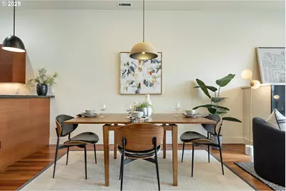 1660 NW Riverscape Dr, Portland, OR 97209 - Photo 9