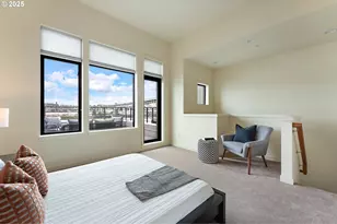 1660 NW Riverscape Dr, Portland, OR 97209 - Photo 17