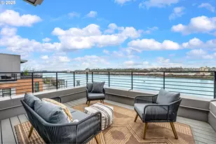 1660 NW Riverscape Dr, Portland, OR 97209 - Photo 37