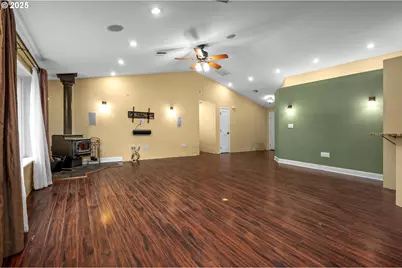 34198 E Kappler Rd, Saint Helens, OR 97051 - Photo 9