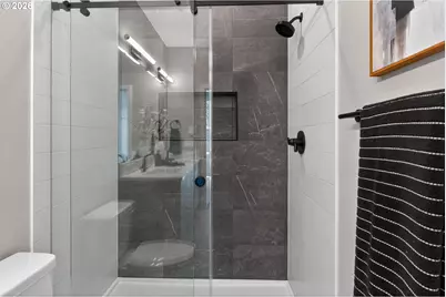 15607 SE Meadowlark Ln, Milwaukie, OR 97267 - Photo 21